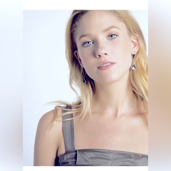 Kendra Scott Carrine Drop Earrings ✨ Rose Quartz | Gold - Picture 4 of 6